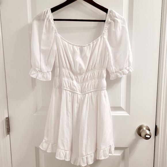NWOT Francesca's Kimber Bridal Outdoorsy    Puff Sleeve Romper Small - Picture 2 of 11